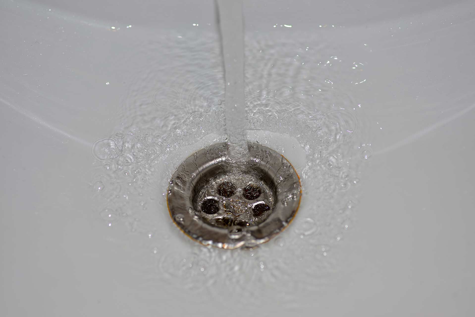 A2B Drains provides services to unblock blocked sinks and drains for properties in Market Drayton.